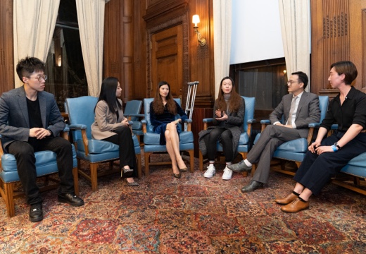 受邀参加哥伦比亚中国展望论坛-会后交流